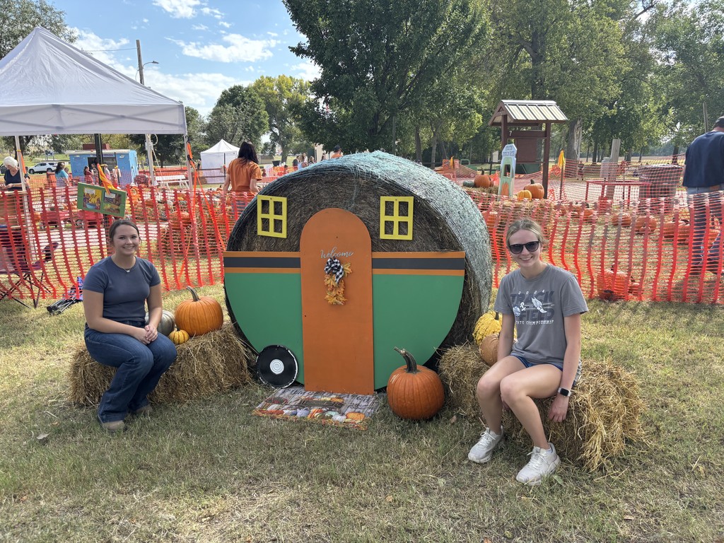 Thank you to our KAY members who helped out at the pumpkin patch on Sunday afternoon!