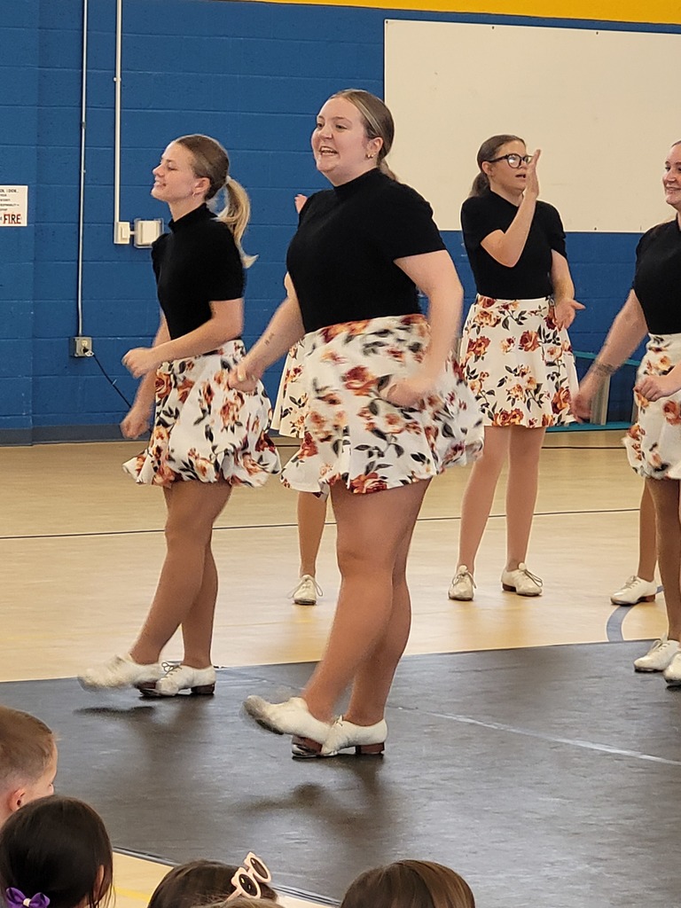 Bailey Mountain Clogger Visit