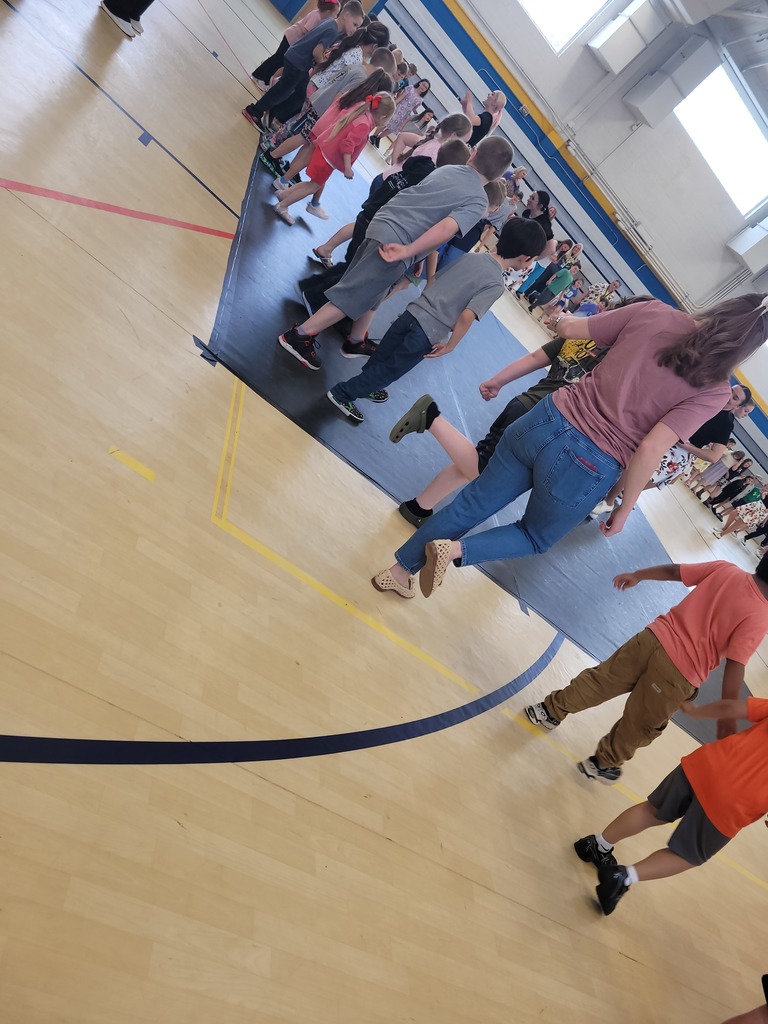 Bailey Mountain Clogger Visit