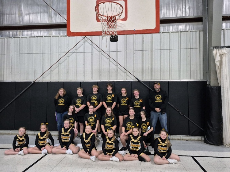 cheer and basketball group photo