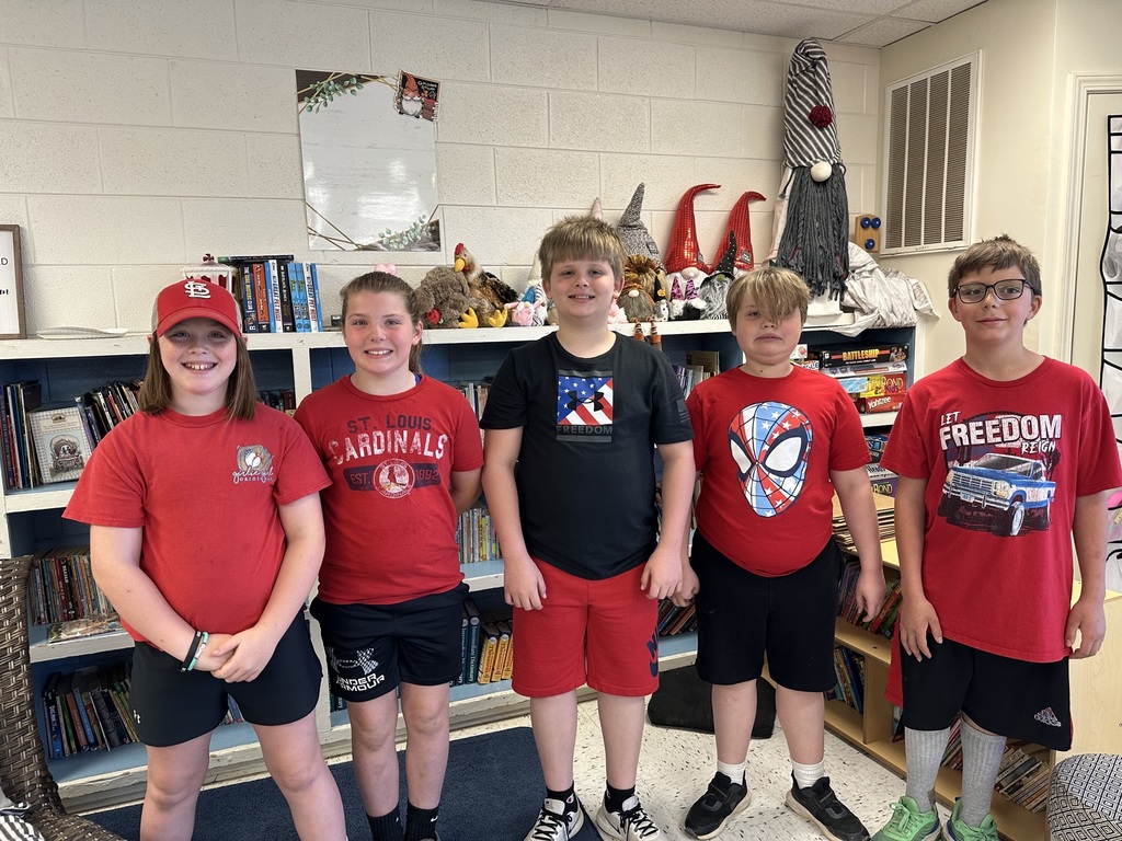 4th/5th grade in their cardinals gear