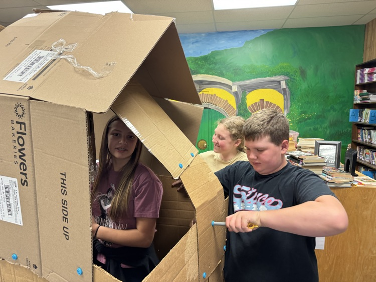 7th grade building a house out of boxes 