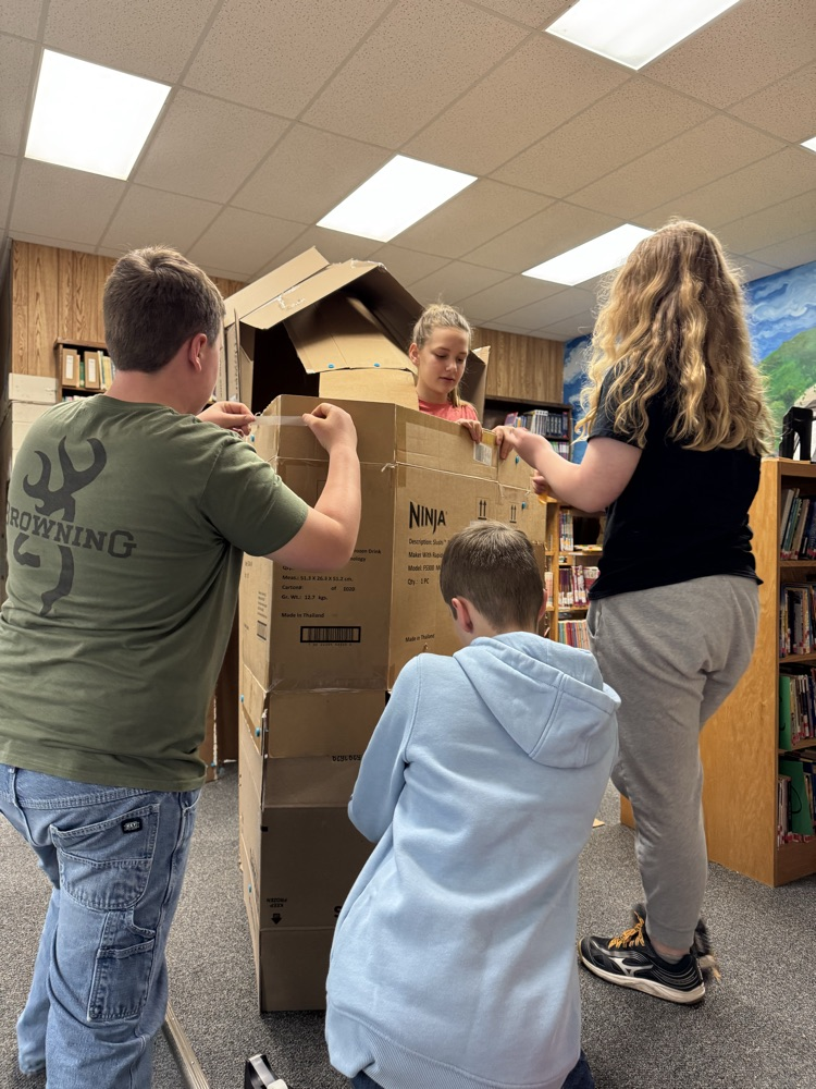 7th grade building a house out of boxes 