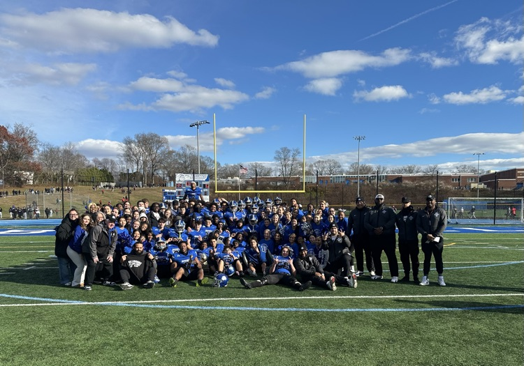 Bunnell Captures the 2025 Manning Harvey Trophy! 💙