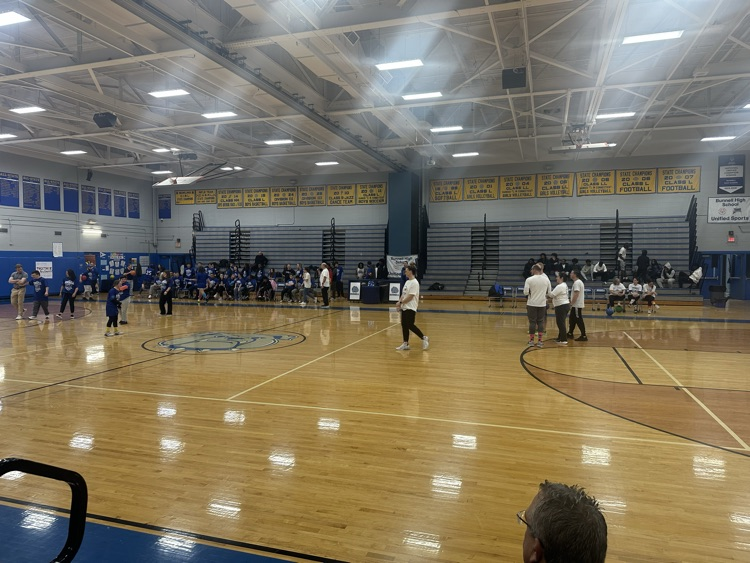 Unified vs Faculty Basketball Game! 