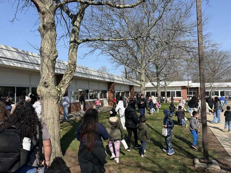 Bunnell Interact Club’s Annual Easter Egg Hunt at Second Hill Lane!