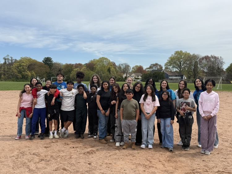  Bulldogs In Training Visit Flood and Second Hill Lane!