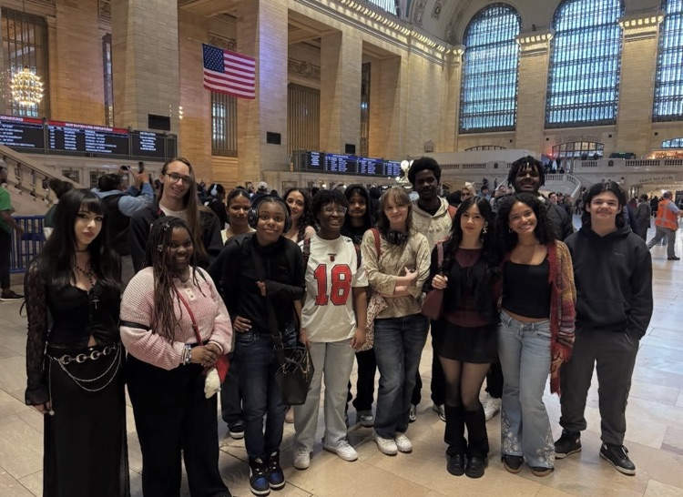 Bunnell NAHS students and staff visit MOMA! 