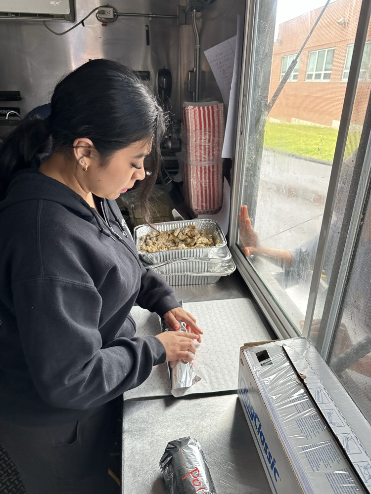 BHS CULINARY WORKS ON AN AUTHENTIC MEXICAN FOOD TRUCK!