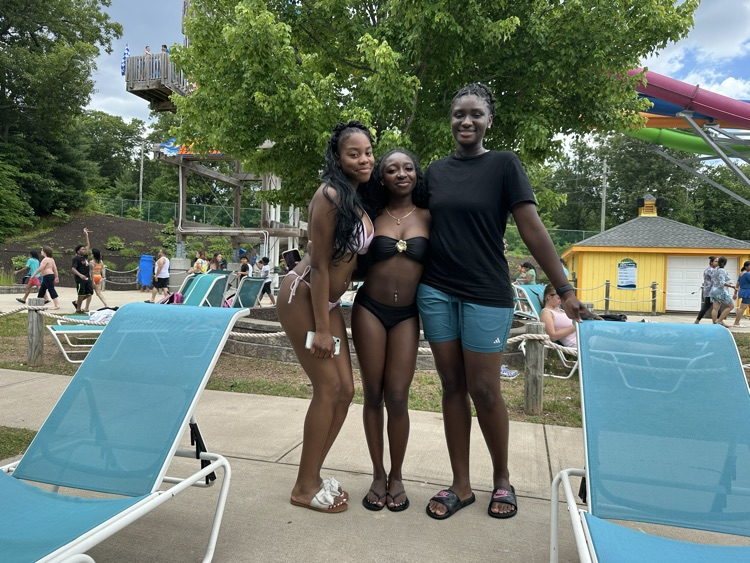 Bunnell Senior Trip to Lake Compounce! 