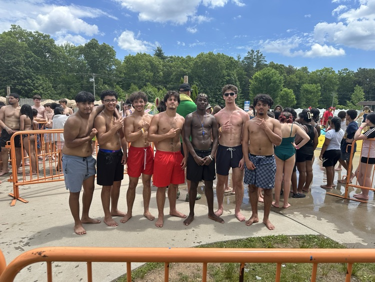 Bunnell Senior Trip to Lake Compounce! 
