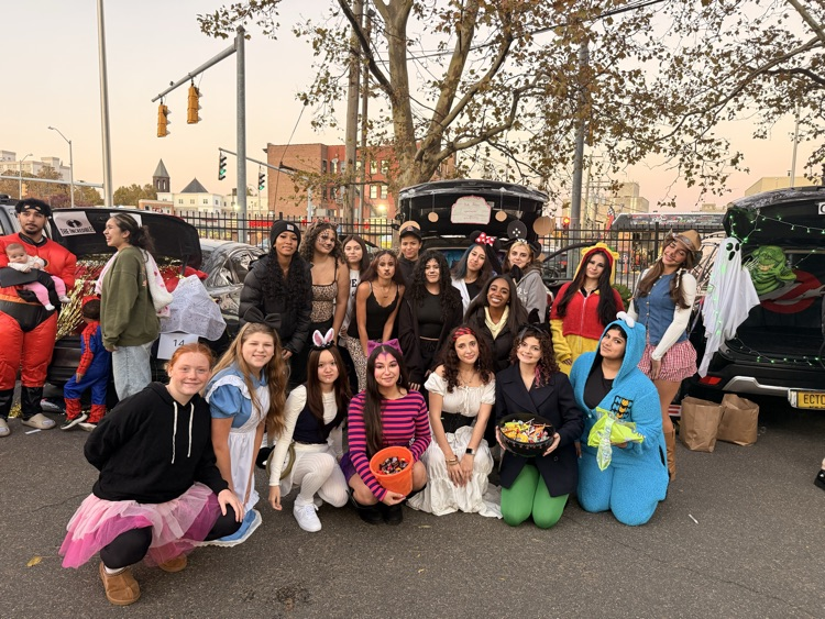 BHS Women’s Empowerment at the Annual Center for Family Justice “Boo Bash!"