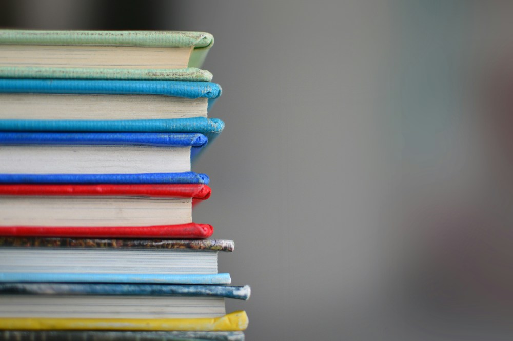 https://unsplash.com/photos/shallow-focus-photography-of-books-lUaaKCUANVI?utm_source=unsplash&utm_medium=referral&utm_content=creditShareLink