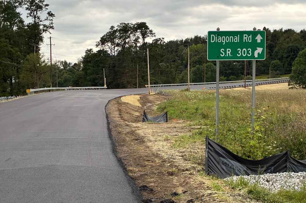 Diagonal Road and S.R. 303