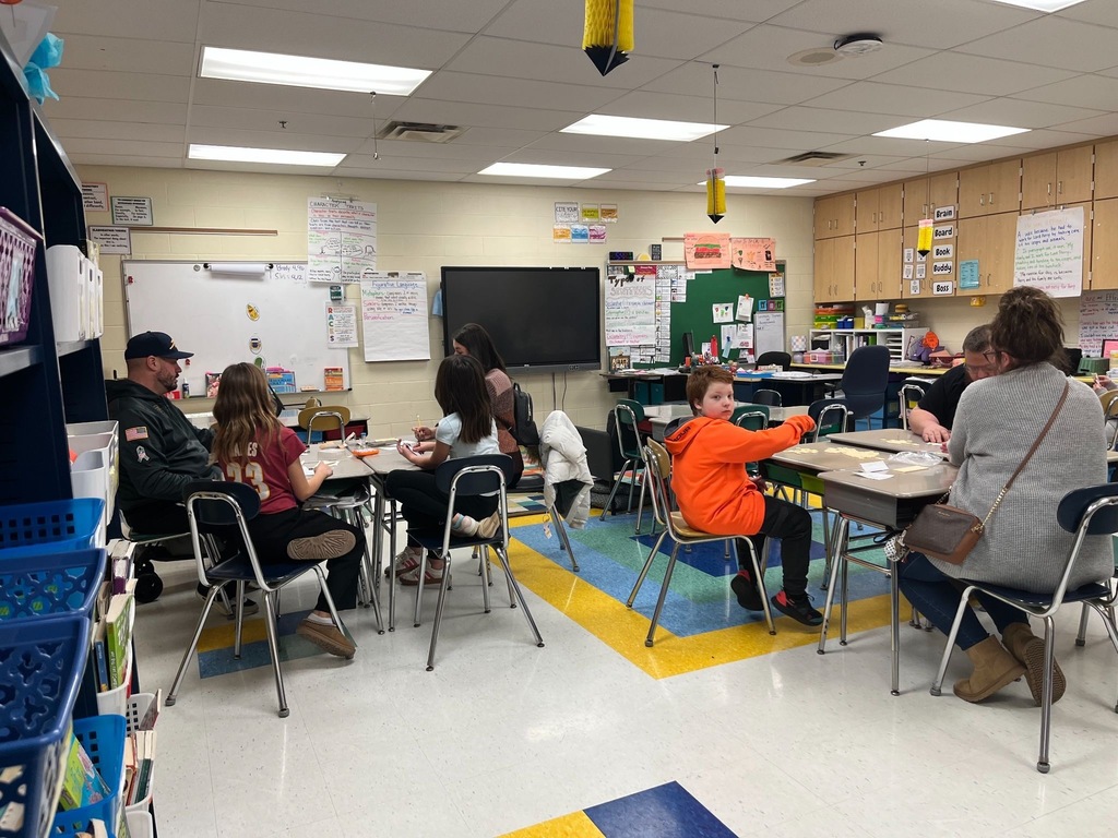 HDI Family Game Night was a hit! Around 200 people came out for an evening of fun, games, and delicious pizza. A huge thank you to our amazing staff volunteers for making it all possible! 