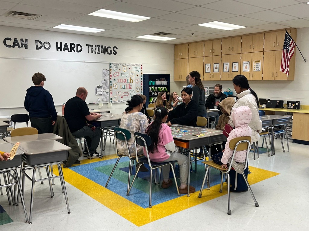 HDI Family Game Night was a hit! Around 200 people came out for an evening of fun, games, and delicious pizza. A huge thank you to our amazing staff volunteers for making it all possible! 