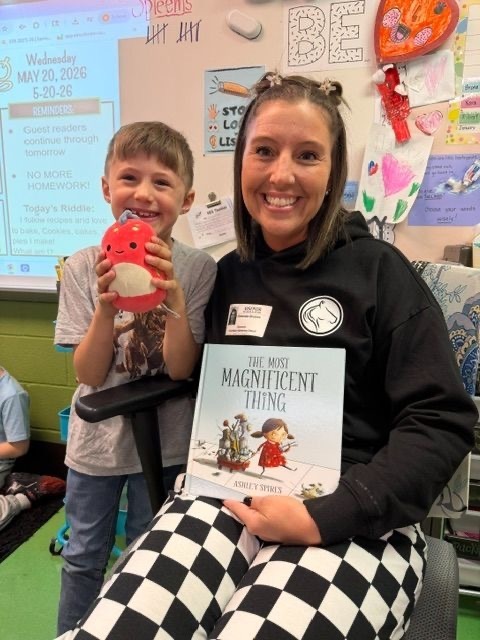 First grade students showcased their school spirit by enjoying an 80’s day this week.  We think they “nailed it”!  Our families also continued to visit and read stories to our students as part of Rockets Read Together.  This is the best time of year to enjoy reading, family, and friendship!