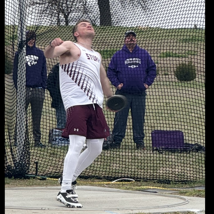 Cameron throws 157 in discus 