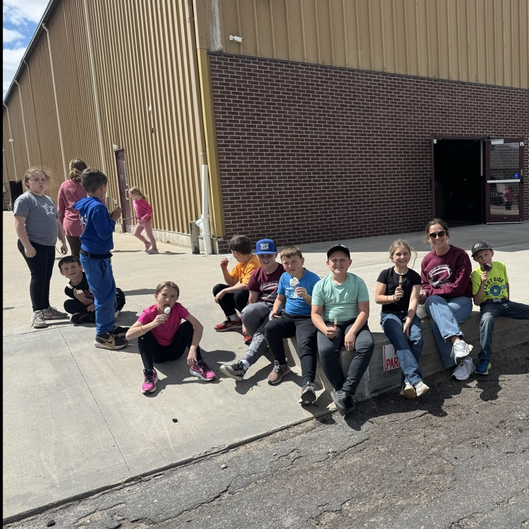 spruce up day 