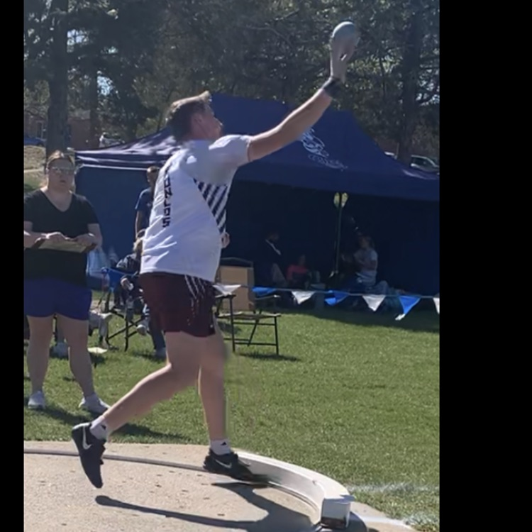 Kyler in shot put 
