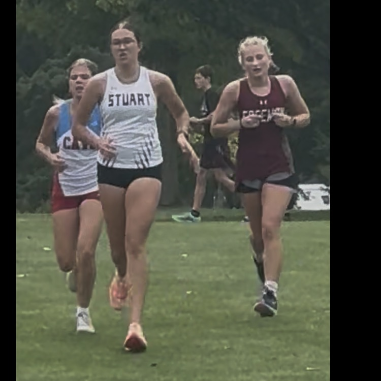 Annie runs at Wagner invite