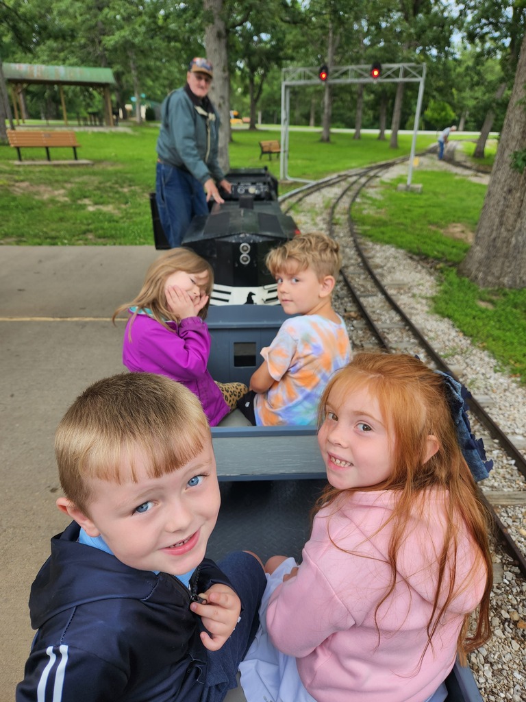 Kindergarten students riding the train in Moberly.