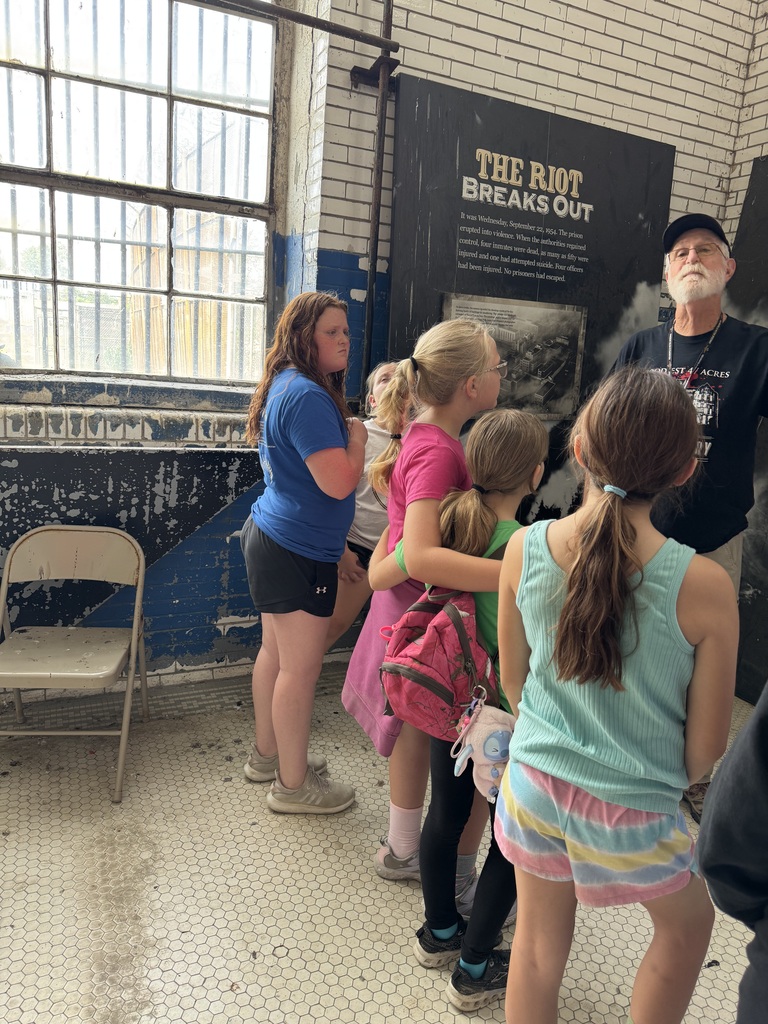 5th grade students at the MO Penitentiary