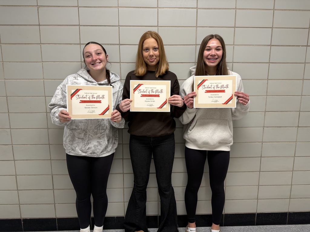 L-R Natalie Stinson (Sophomore), Kaylee Smith (Junior), and Tenley Campbell (Freshman)