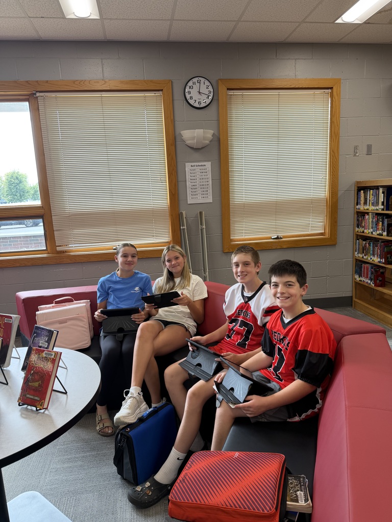 Students in SMS media center.