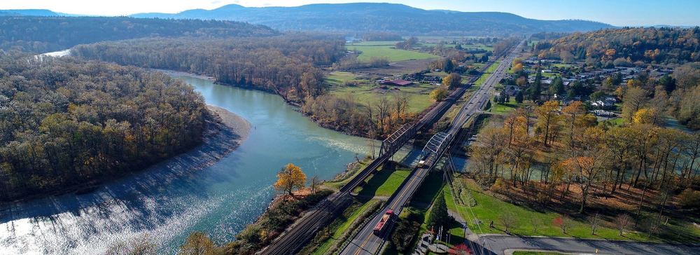 birds eye view of sultan bridge looking west