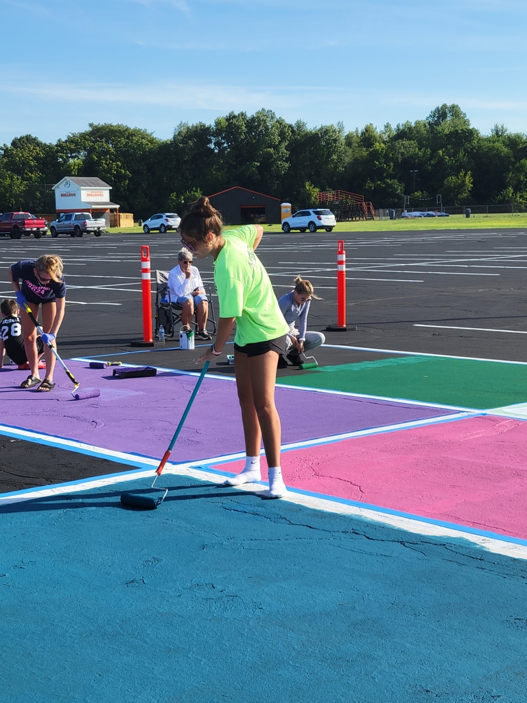 Seniors painting their spots