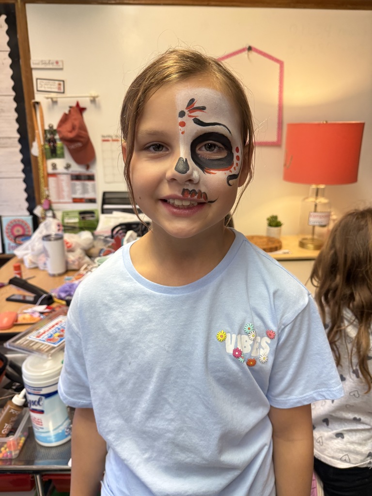 Our after school Spanish Club got to celebrate Dia de Los Muertos with Señorita Sue. They learned about an offerenda and got to have their faces painted!