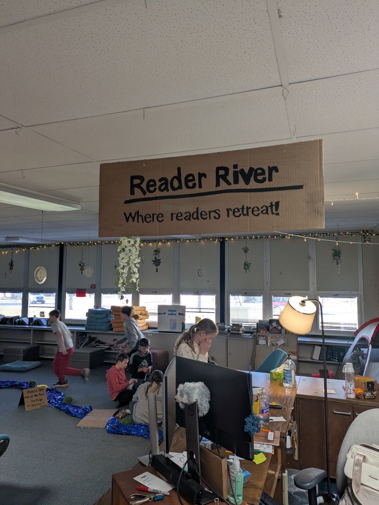 March is readying month library decorations