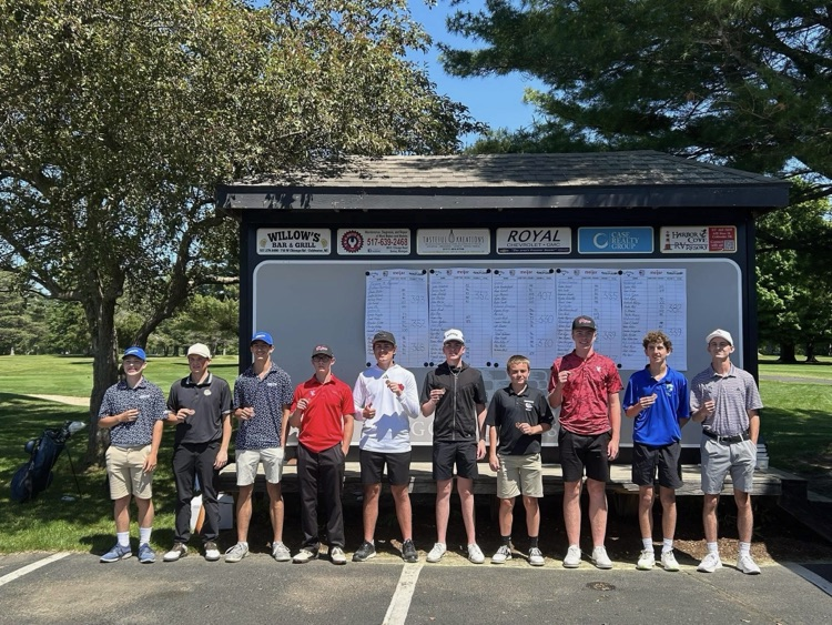 picture of boys golf team 