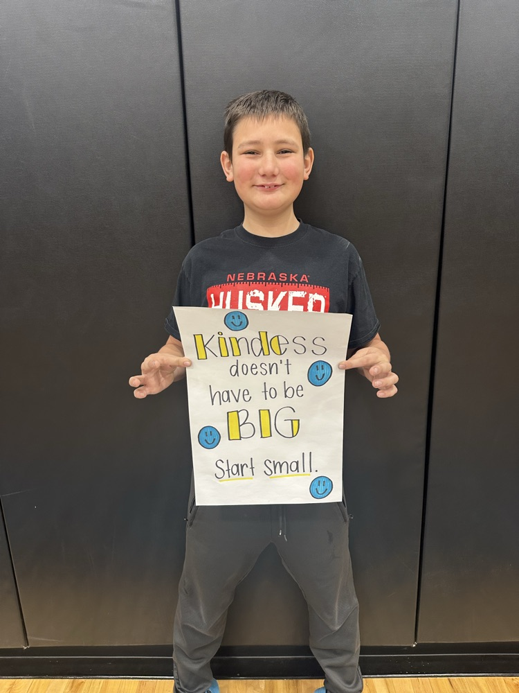 KTQ 03/06 winner Lewis with quote Kindness doesn’t have to be big - start small