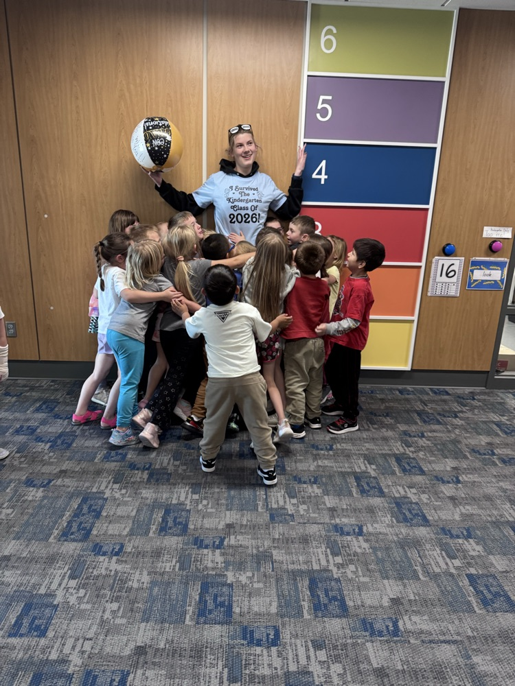  Group hug!