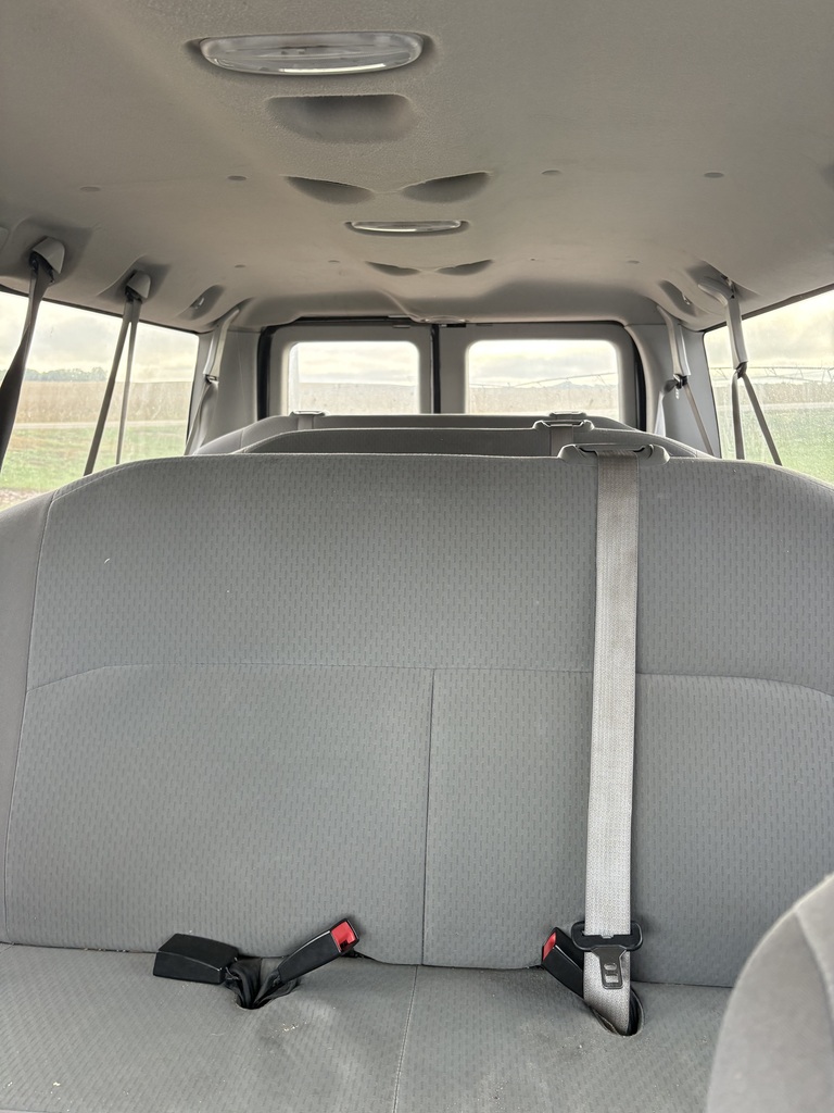 Van 4