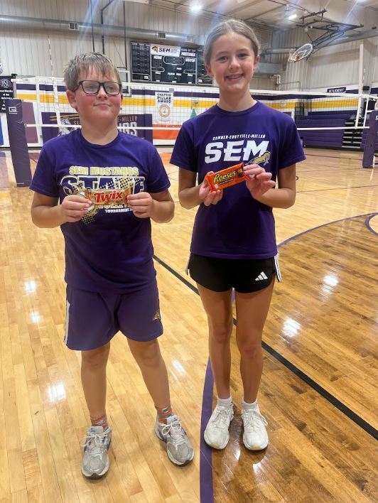 7th Grade Class Winners of Day 1 Color Day