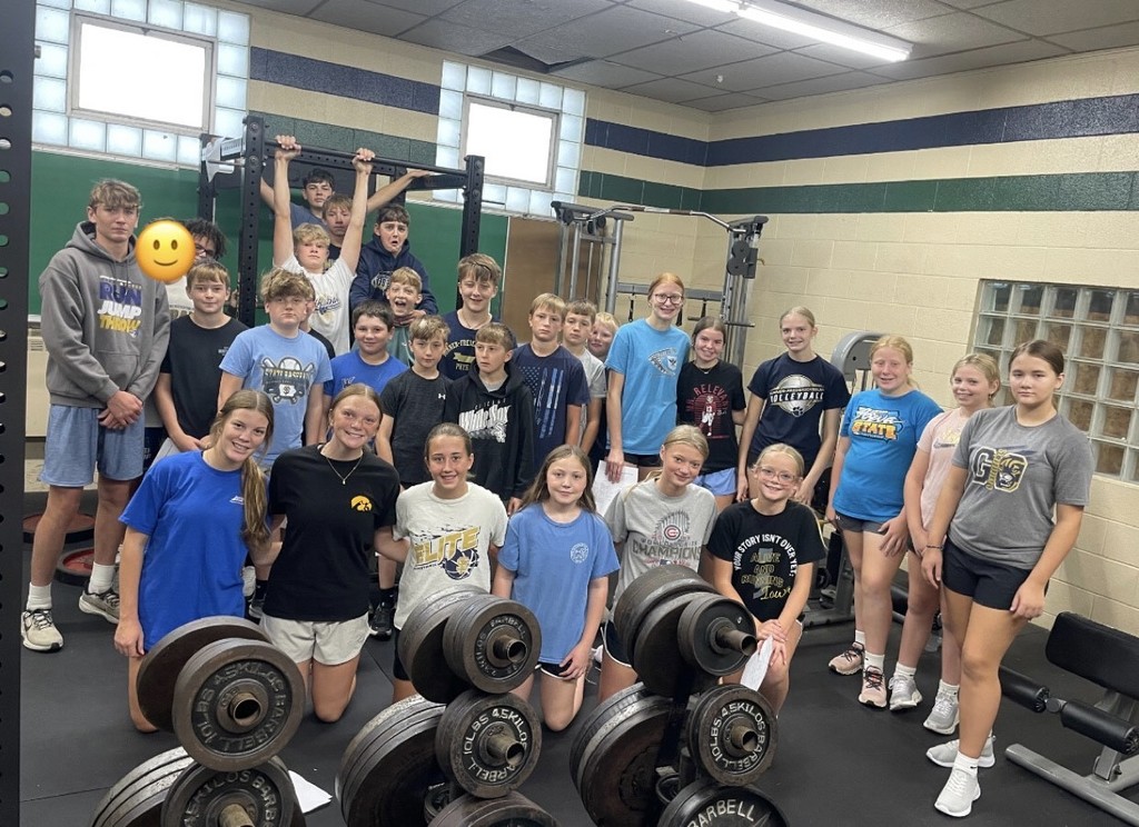 The first week of middle school strength and conditioning is off to a great start! 💪 It’s always exciting to see the energy, camaraderie, and teamwork this program brings. At this age, strength training helps build a strong foundation, improves coordination, and plays a key role in injury prevention by strengthening muscles and joints. Starting these healthy habits early sets the stage for a lifelong commitment to wellness and an active lifestyle. We can’t wait to see their growth this year!