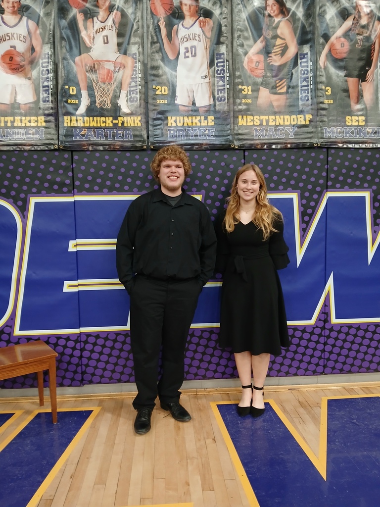  Hometown Christmas in Fredericksburg on Saturday.   Here are some pictures from the NEIBA honor band in Oelwein Saturday