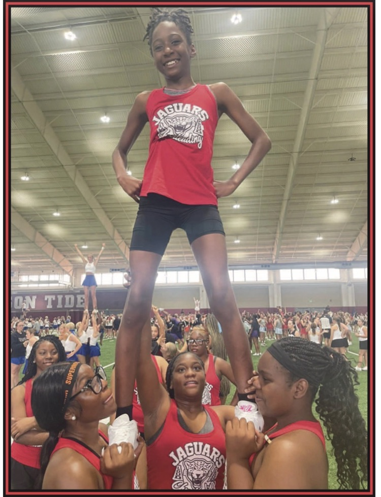 cheerleaders in formation