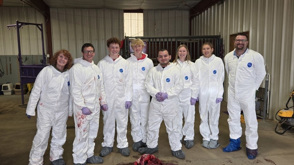 Animal Science students with ZFI's herd veterinarians