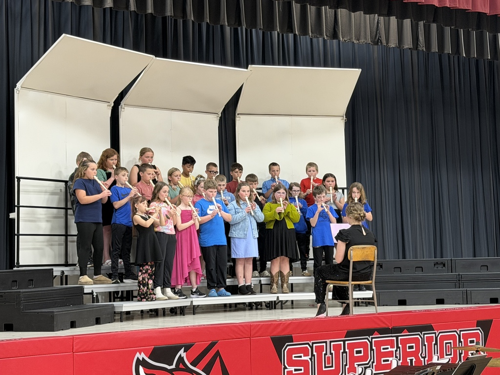 The 4th graders playing their recorder song "JitterBAG"