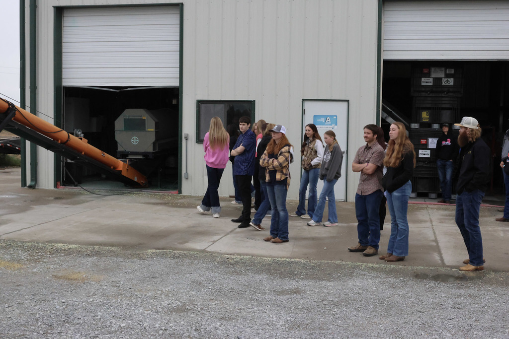 Observing soy beans getting coated