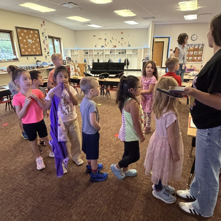 kindergarten students