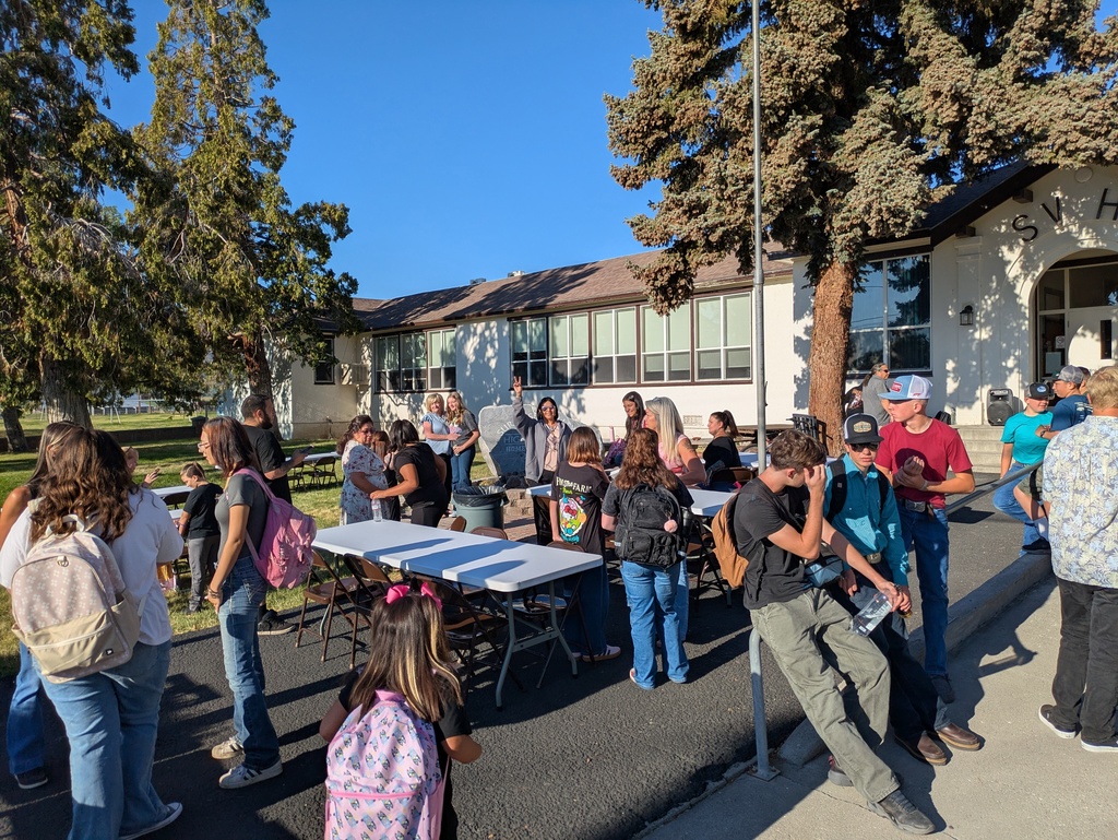 Students gathering for breakfast