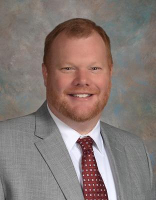 Jason Llewellyn Headshot
