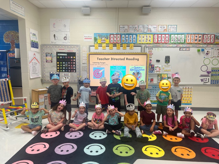 kindergartners smiling 