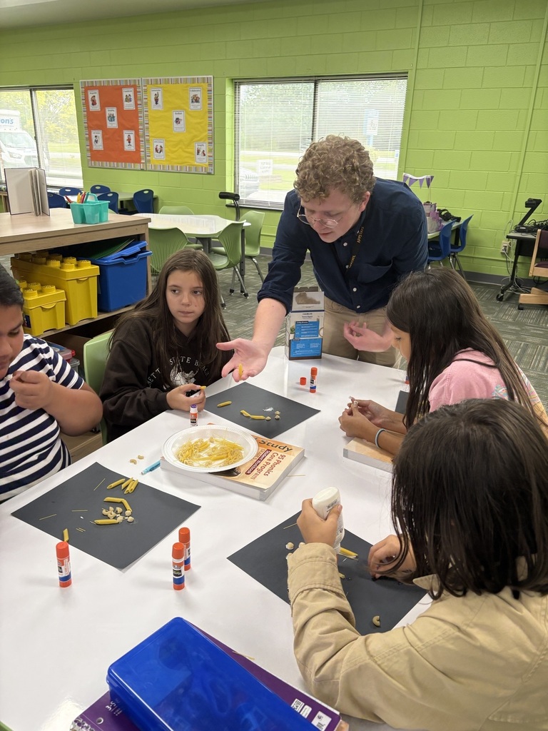 5th graders working on their body systems replicas