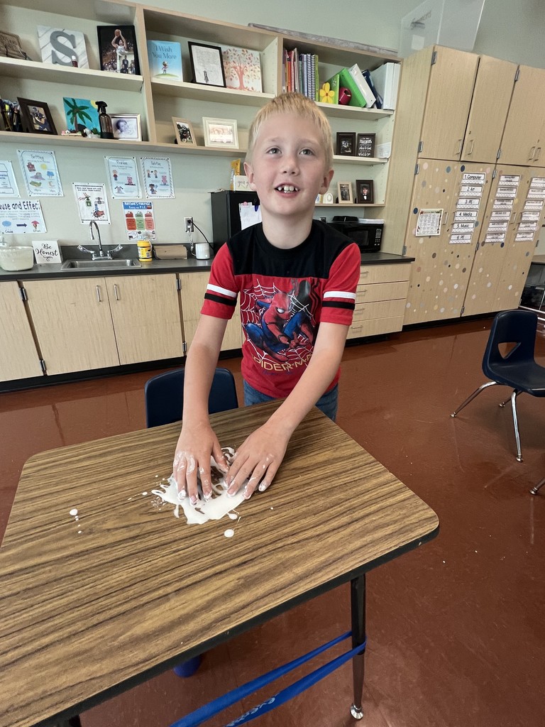 Second grade did a matter experiment this week! Is it a liquid, is it a solid…it’s oobleck!